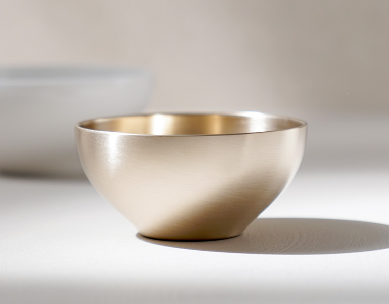 �� (Brass)